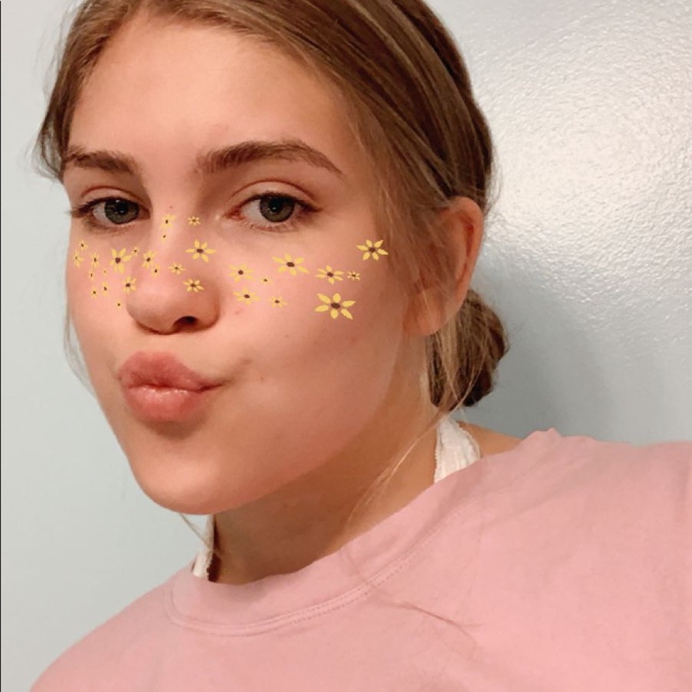 Meet your Posher, Lily